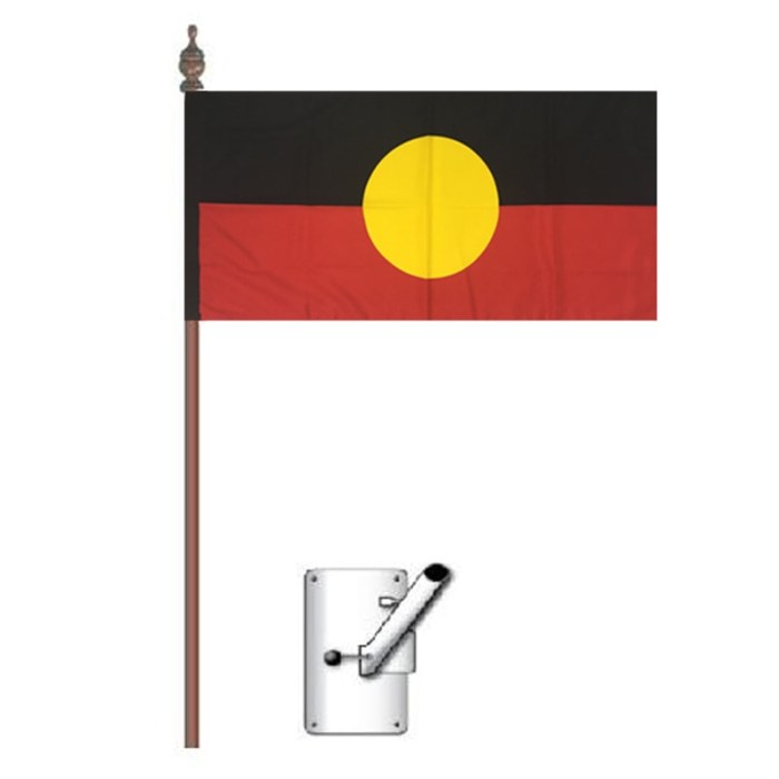 Aboriginal Flag Bracket and Pole Kit 900mm x 450mm (Knitted)