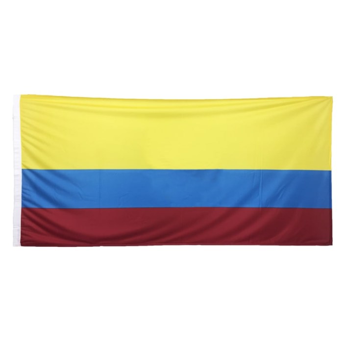 Ecuador flag No Crest 1800mm x 900mm (Knitted)