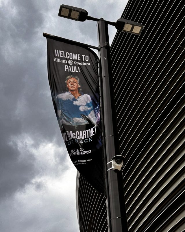 Flagtrax pole banner welcoming Paul McCartney to Allianz Stadium